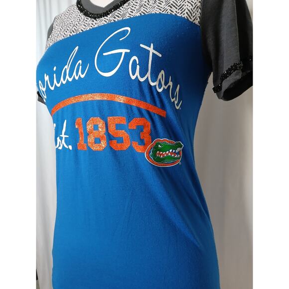 Gameday Couture University of Florida Gators V-neck T-shirt Blue Gray XS - Picture 4 of 11